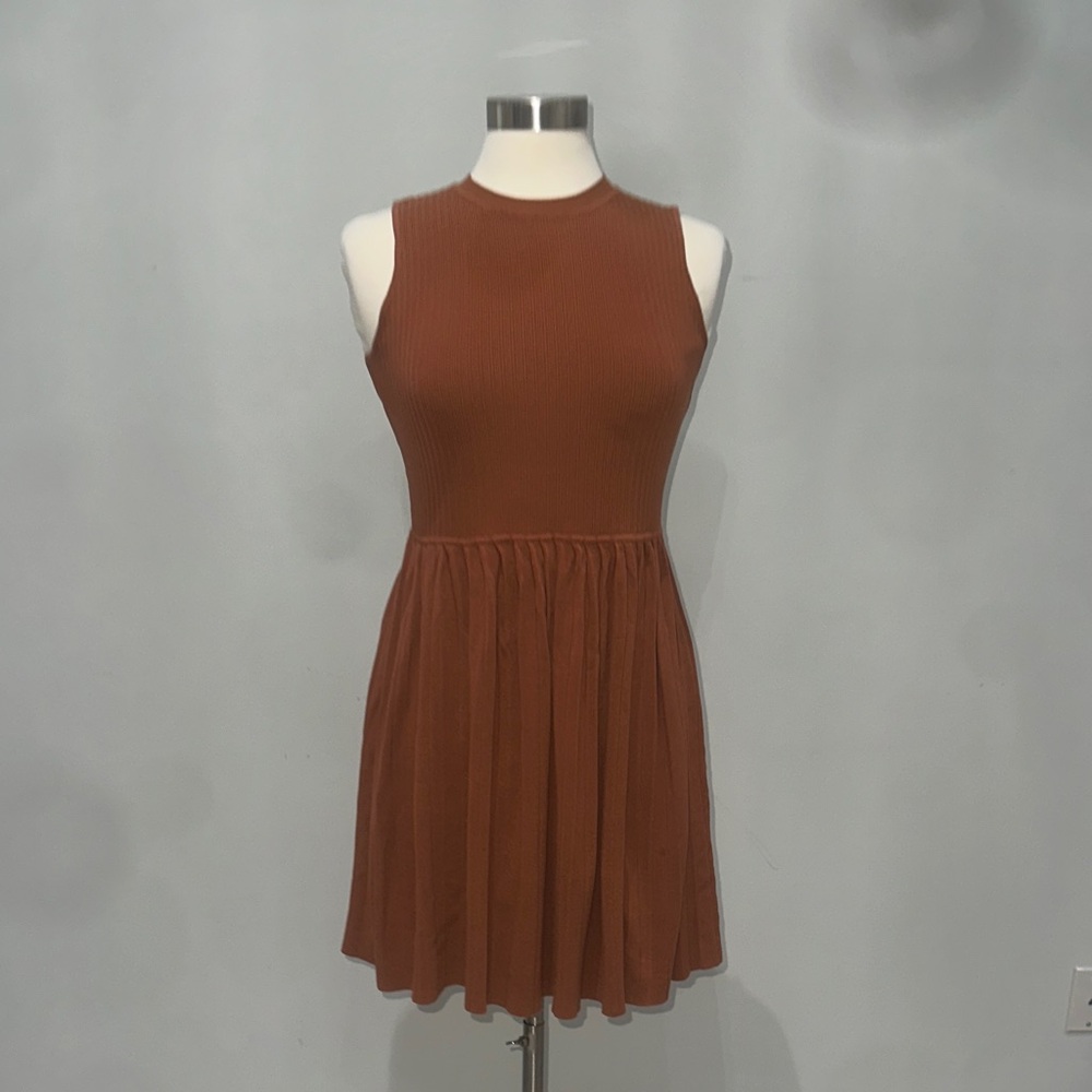Chic Sleeveless Brown Dress size L